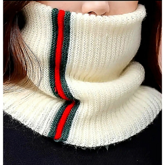 Ivory Striped Knit Infinity Neck Warmer Luxury Look Boho Scarf Trendy Unisex New - Picture 1 of 8
